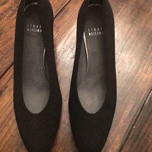 ⬇️ $30 Black Stuart Weitzman Heels